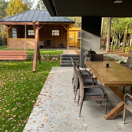 Hébergement de vacances Foresthouse Lubowo (Szczecinek)