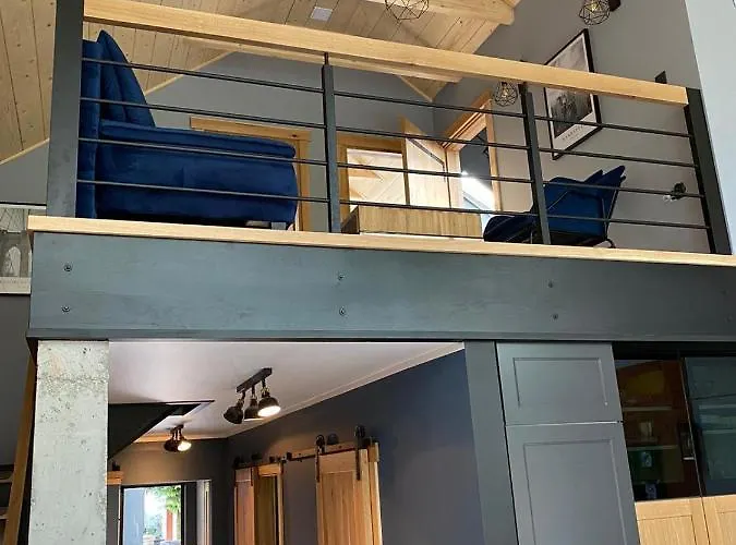 Foresthouse Hébergement de vacances *